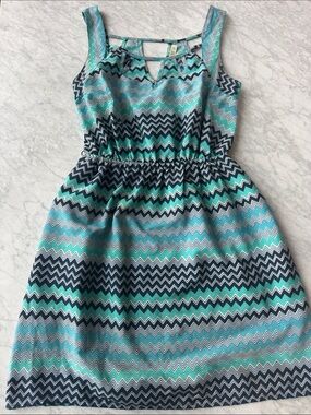 Nordstrom Girls' Chevron Dress in Teal and Navy